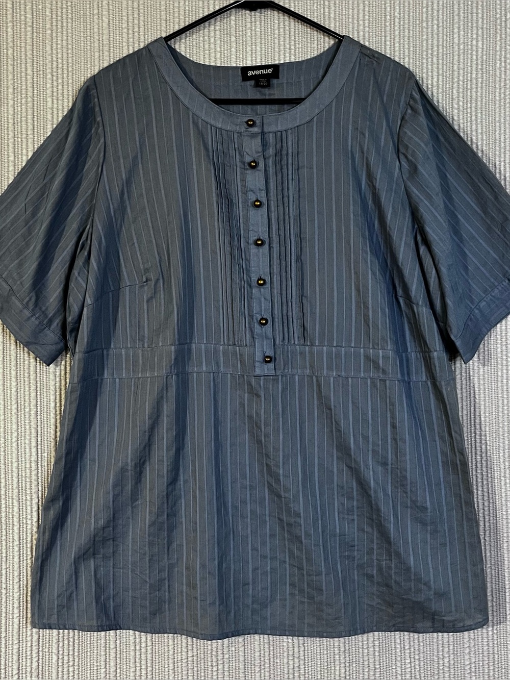 Avenue Semi-sheer Popover Blouse Gray Blue Womens plus 18/20 2X Short Sleeves